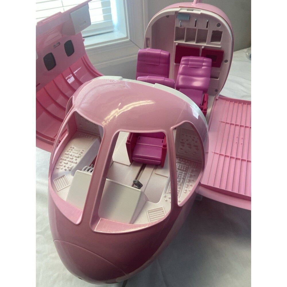 Mattel BARBIE Pink Passport Glamour Vacation Jet Airplane Plane As shown 1999